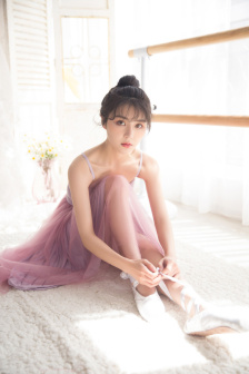 不戴套挺进人妻怀孕